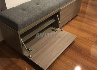 banc de rangement pratique