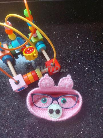 حامل النظارات بالصوف