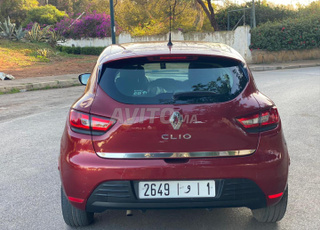 clio 4 très bon état 