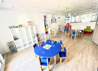 CRECHE ECOLE A LOUER 