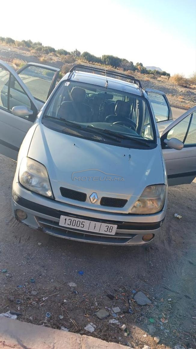 Renault scenic