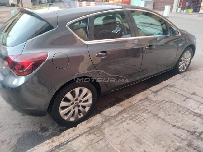 Opel Astra Diesel Manuelle 2012 à Casablanca