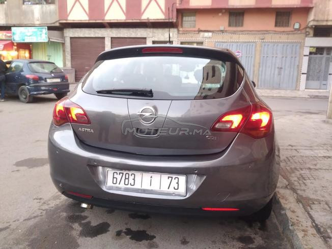 Opel Astra Diesel Manuelle 2012 à Casablanca