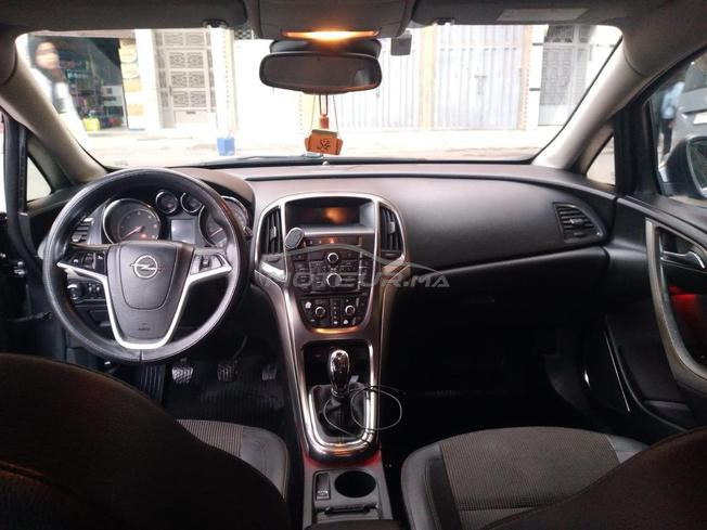 Opel Astra Diesel Manuelle 2012 à Casablanca