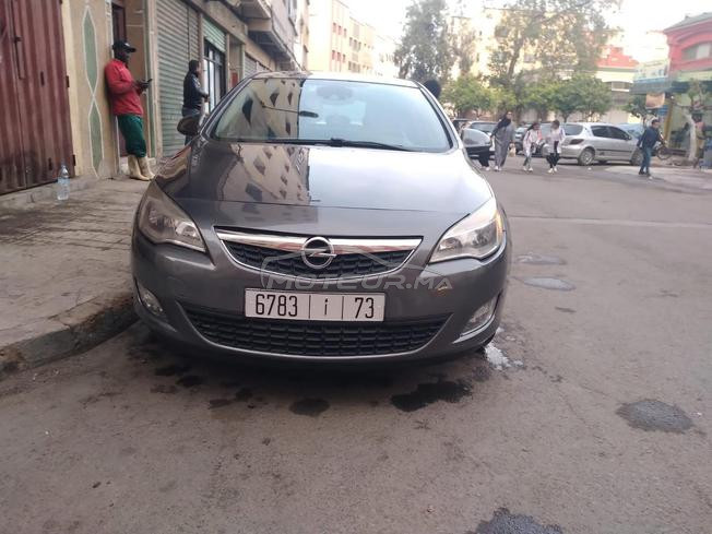 Opel Astra Diesel Manuelle 2012 à Casablanca