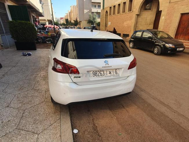 Peugeot 308 Diesel Manuelle 2017 à Fès