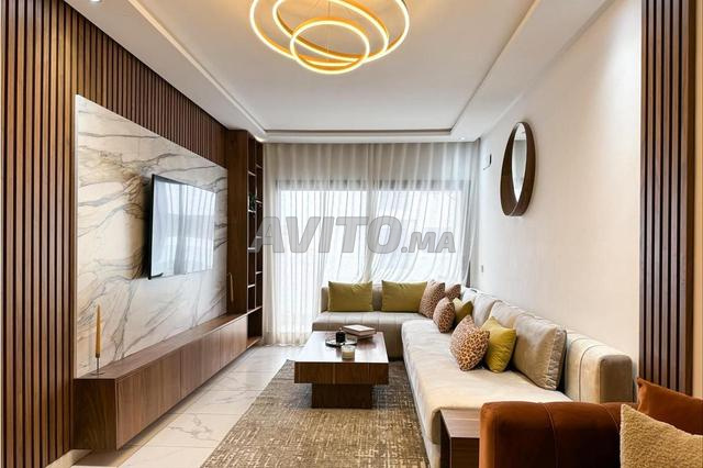 غرفة فندقية للبيع 57 متر مربع مع تراس في عين السبع.