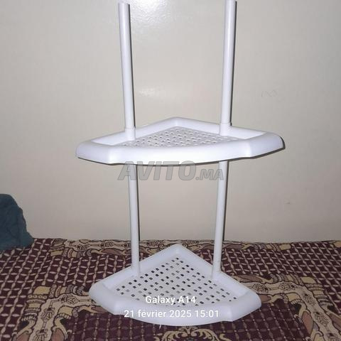 حامل لادوات الحمام وغيرها