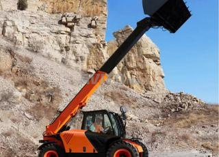 الرافعة التلسكوبية CT300 - سعة 3000 كجم ضمان سنة واحدة