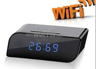 REVEIL CAMERA ESPION WIFI SD5