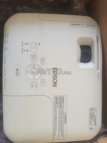 EPSON EB-S11
