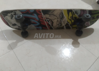 SKATEBOARD