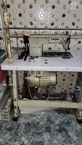 machine à coudre JUKI