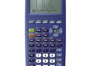 Calculatrice graphique Texas Instrument TI-82
