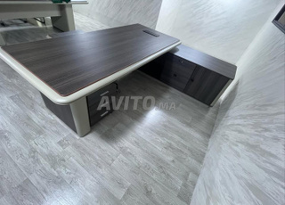 🔹 🎯 BUREAU DE DIRECTION HAUTE  GAMME