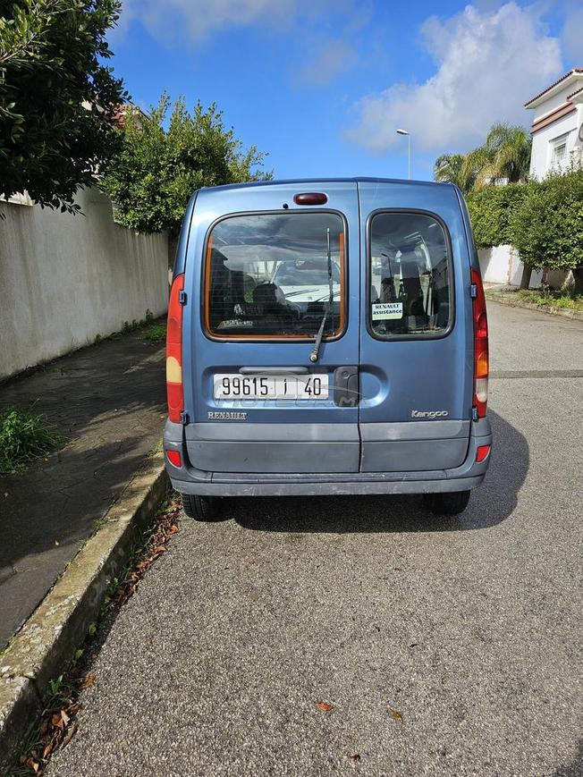 vente de voiture kangoo modele 2012