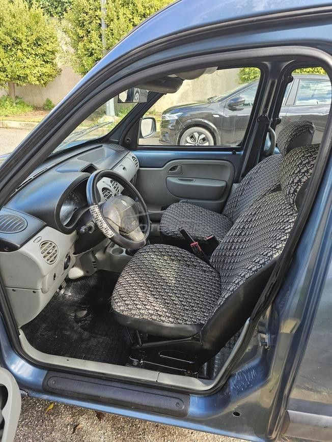 vente de voiture kangoo modele 2012