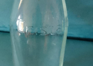 bouteille d'huile très ancienne 