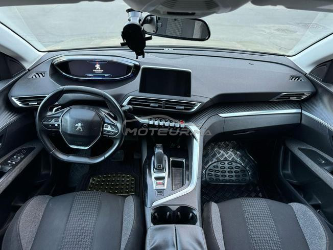 3008 Peugeot 