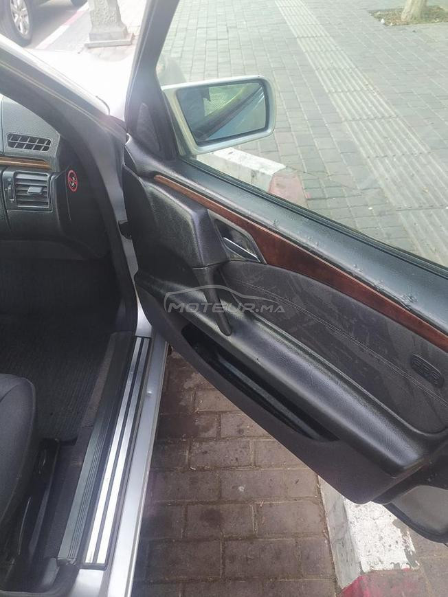 Mercedes classe E 250 modèle 99 dédouané en 2004