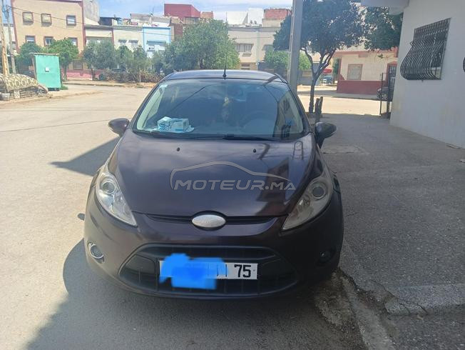 Ford fiesta titanium bon état 