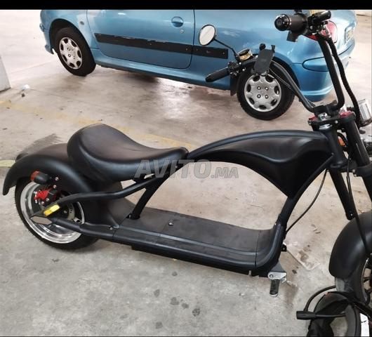 Moto trotinete comme moto