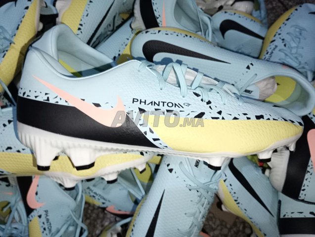 chaussures de football.sbat dlkora