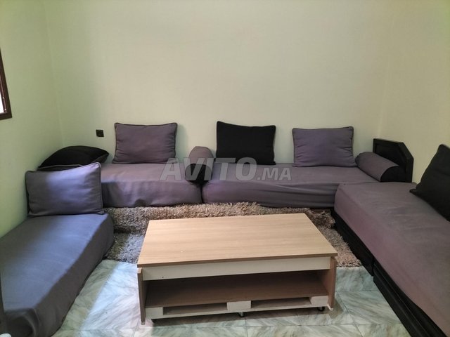 salon avec table 
