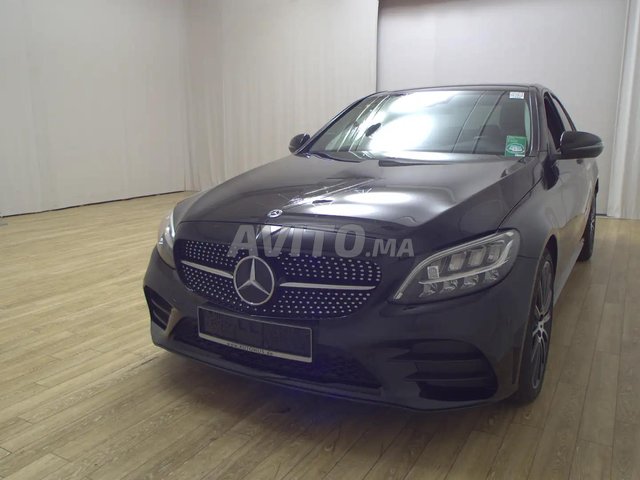 Mercedes-Benz C 220 d 4M AMG-Line COMAND LED HuD