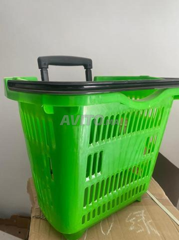 chariot super marche EN PLASTIC