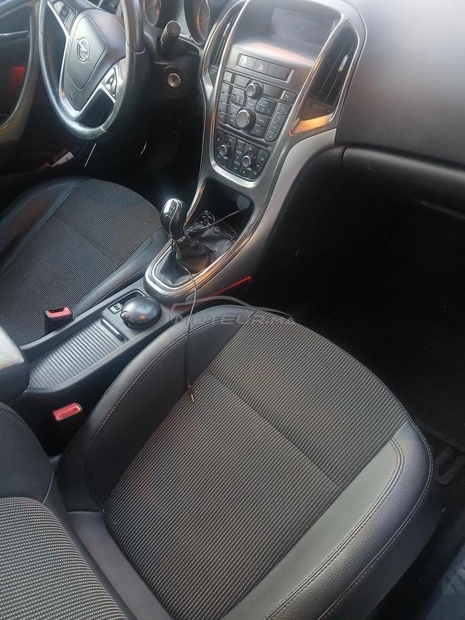 opel astra comme neuf