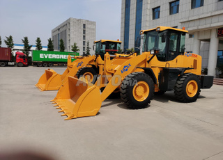 Chargeuse sur Pneus AMIX 930