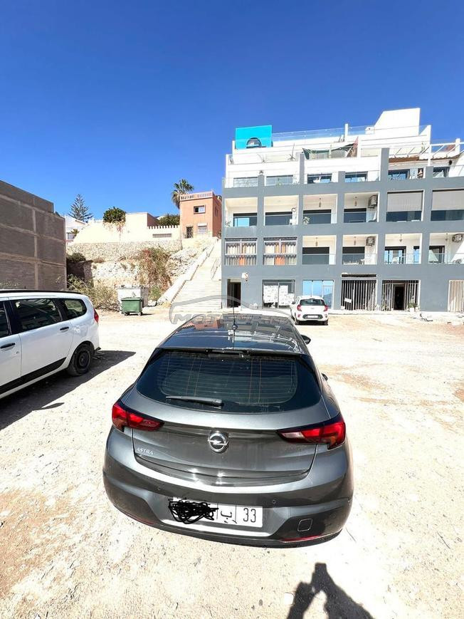 Opel Astra Diesel Automatique 2020 à Agadir