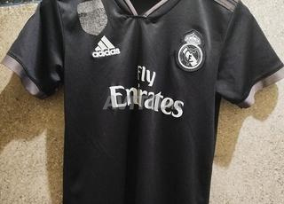 Rial Madrid/2018/Ronaldo/Tay sghira 