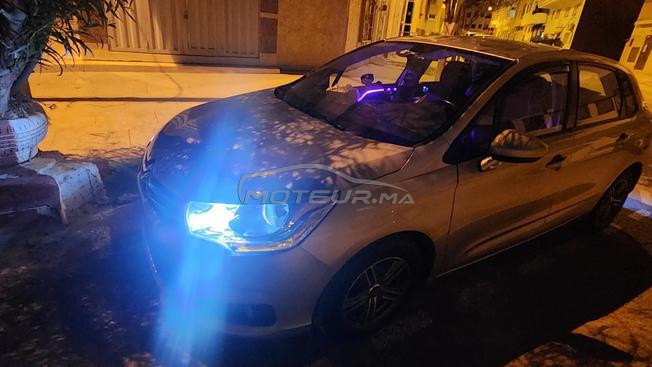 voiture très neuf 