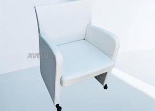 Fauteuil à roulette Kinnarps Remus Cuir Blanc