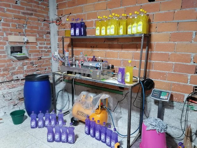 remplisseuse savons et autres produits 