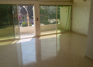 Appartement à louer 130 m² à Temara