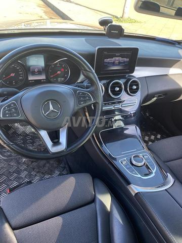 Mercedes-Benz 220 Diesel Automatique 2016 à Nador