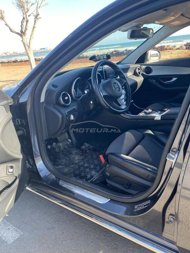 Mercedes-Benz 220 Diesel Automatique 2016 à Nador