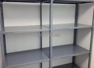 DES RAYONS DE STOCKAGE ARCHIVE A VENDRE 