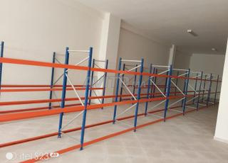 A VENDRE RAYONNAGE MI LOURD DISPONIBLE