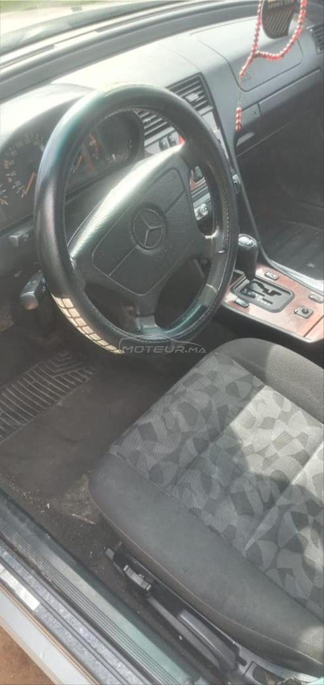 Mercedes 220 familiale 