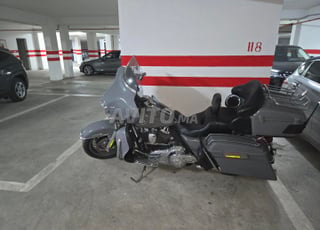 Harley-Davidson electra glide