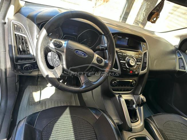 Ford focus titanuim 3amra a vendre 