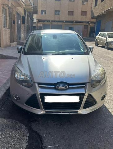 Ford focus titanuim 3amra a vendre  - 2
