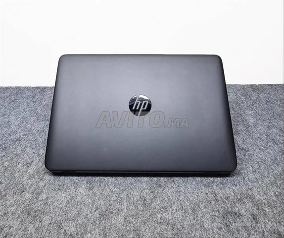 Hp i7 Ram 8 Disc 256 SSD batterie 5h écran 14