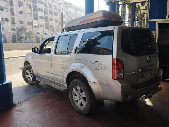 nissan pathfender