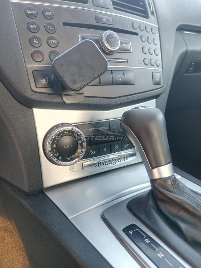 Mercedes-Benz 220 Diesel Automatique 2010 à Taza