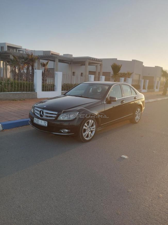 Mercedes-Benz 220 Diesel Automatique 2010 à Taza